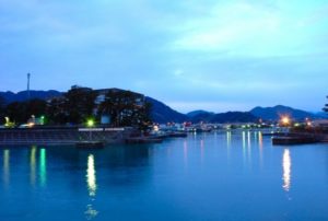 用宗漁港　夕暮れ